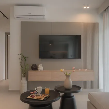 Aliki Apts