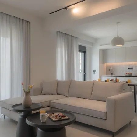 Aliki Apts ハニア