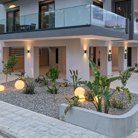 Aliki Apts ハニア