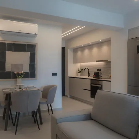 Aliki Apts * ハニア