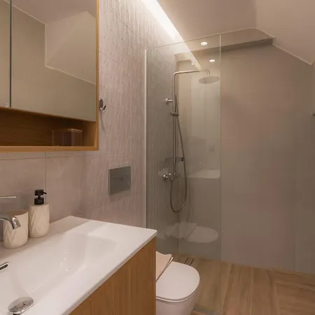 Aliki Apts * ハニア