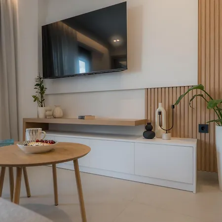 Aliki Apts * ハニア